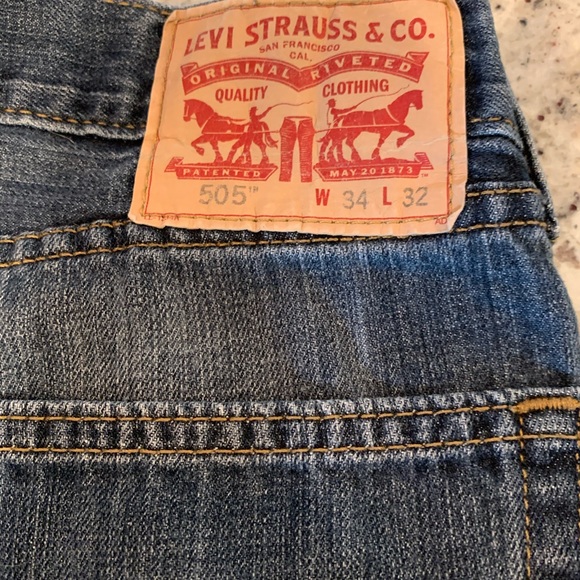 price of levi jeans